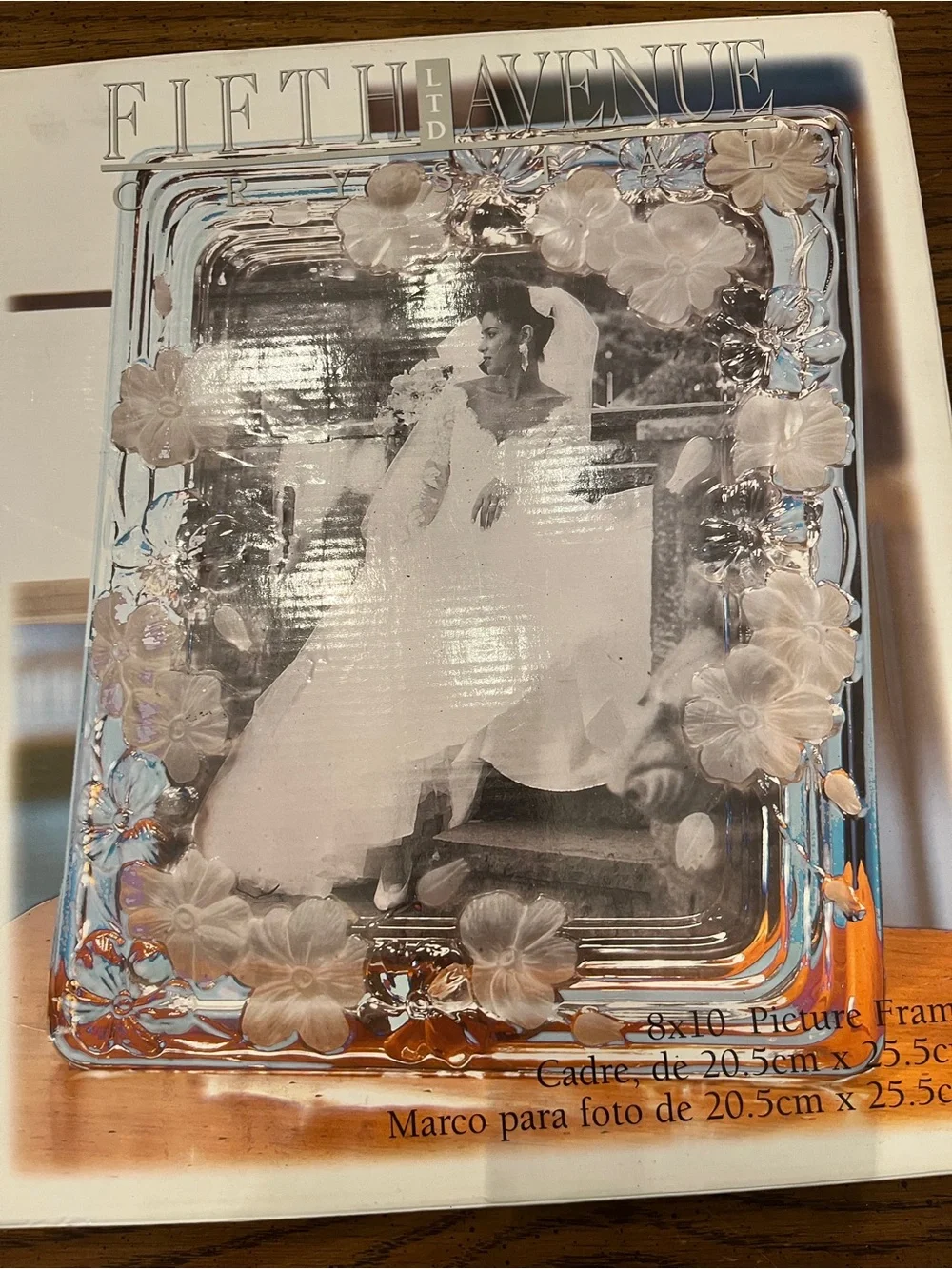 Fifth Avenue‎ Natalie Floral Glass 8x10 Picture Frame, new